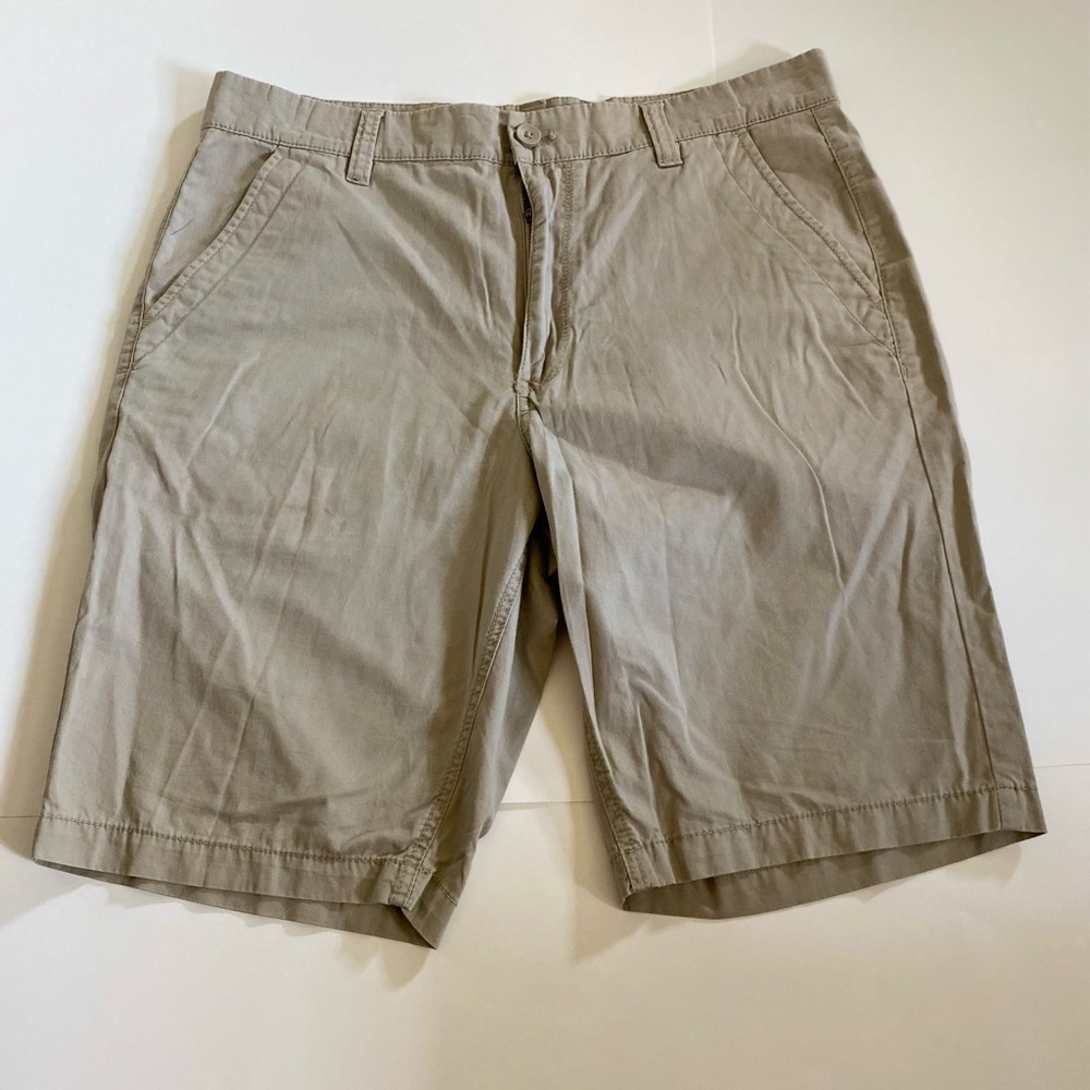 Calvin klein jeans | men shorts | size 34 |